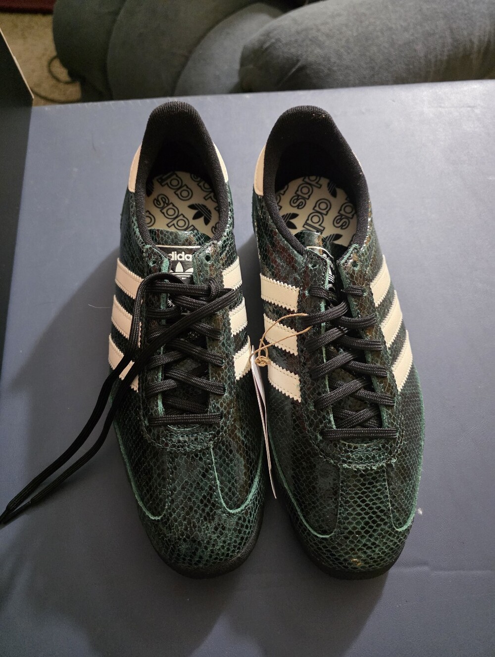 adidas JS 72 OG, size 9.5w, New  Green Snake-Print Sneakers with Cream Stripes